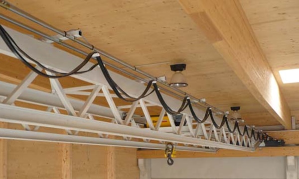 NEQ CRANES GmbH aus Buchkirchen im Bezirk Wels-Land in Oberösterreich