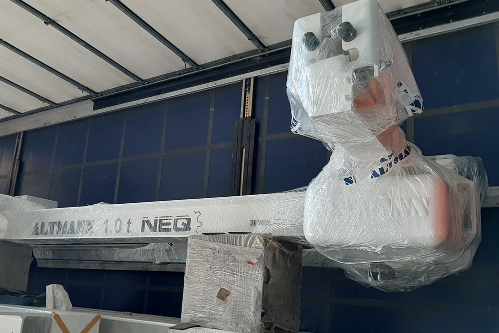NEQ CRANES GmbH aus Buchkirchen im Bezirk Wels-Land in Oberösterreich