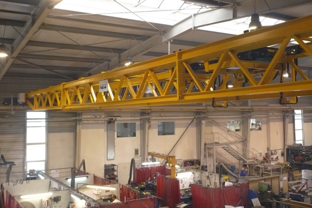 NEQ CRANES GmbH aus Buchkirchen im Bezirk Wels-Land in Oberösterreich