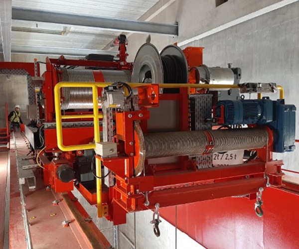 NEQ CRANES GmbH aus Buchkirchen im Bezirk Wels-Land in Oberösterreich